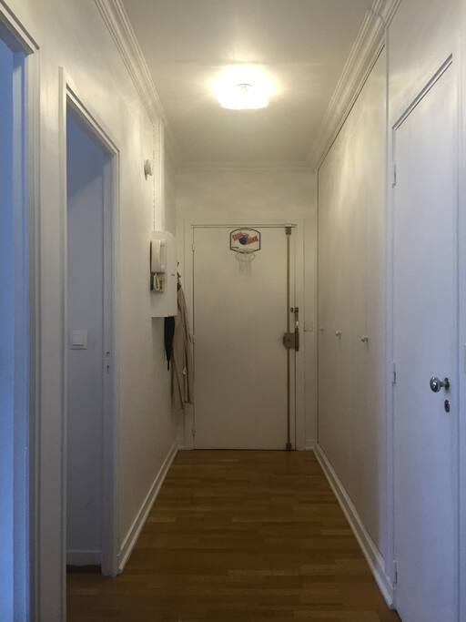 Entrance / hall