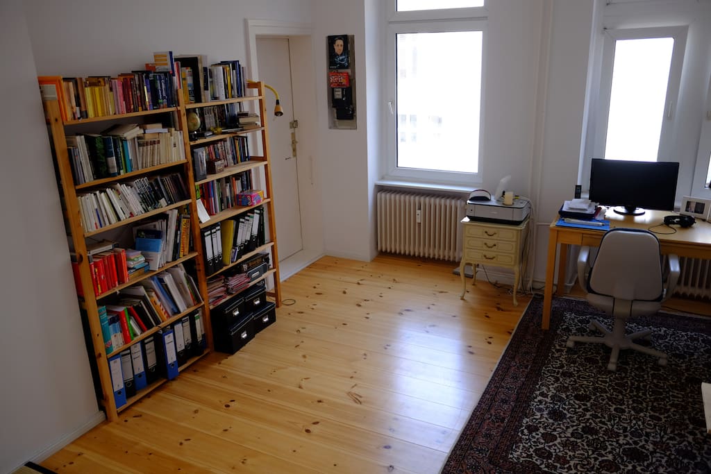 Wohn-und Arbeitszimmer