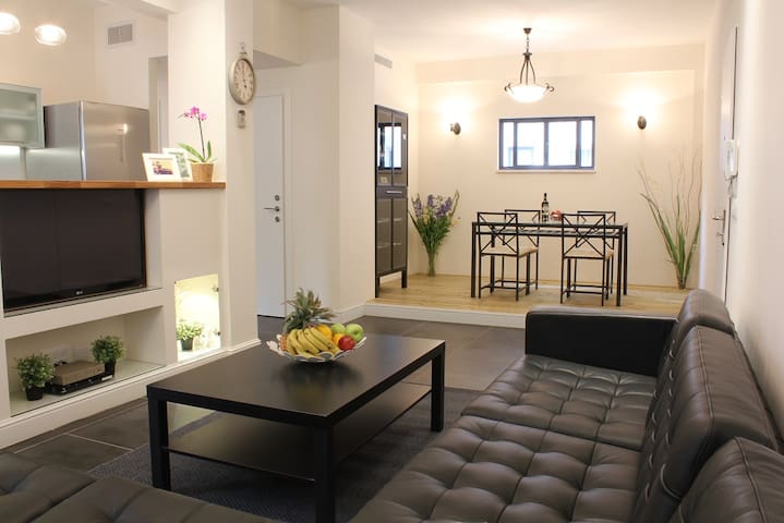 Tel Aviv Home managed Airbnb listing 3