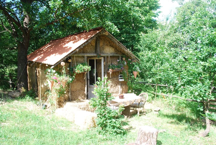 country life-la casa di paglia