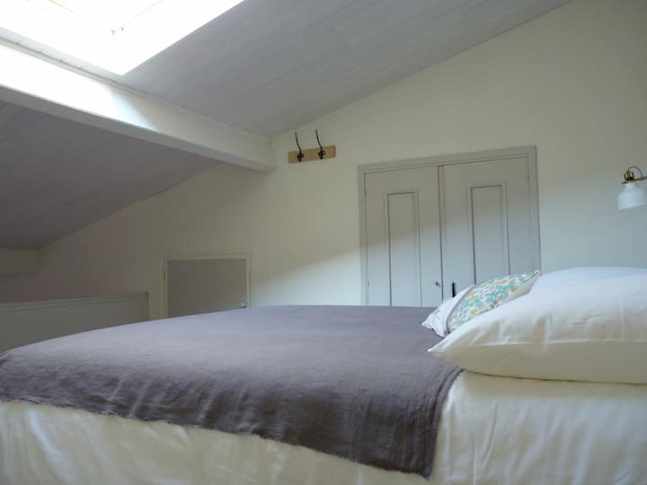 卧室1 ：油腻的早晨，放心！