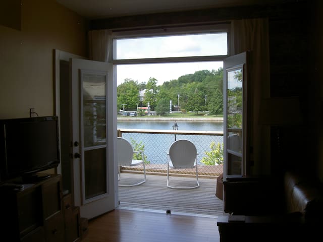 Airbnb Campbellford Vacation Rentals Places To Stay