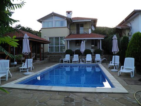Guest House"Miryana" on the Black Sea coast