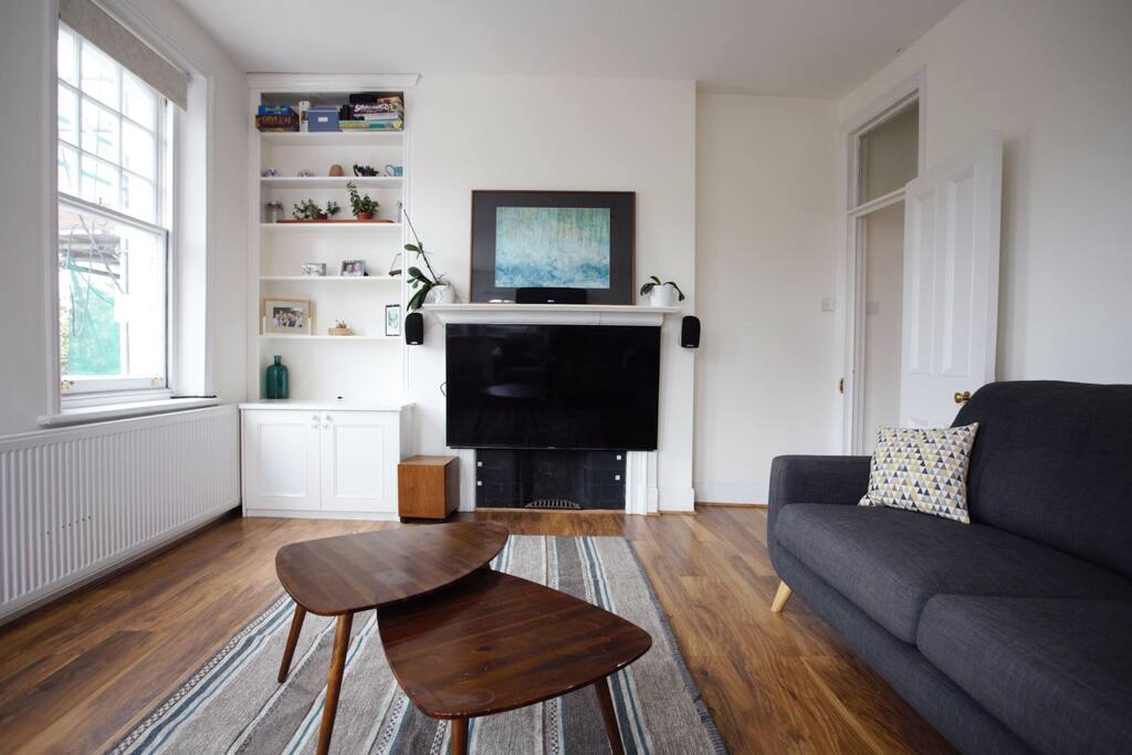 Lounge room