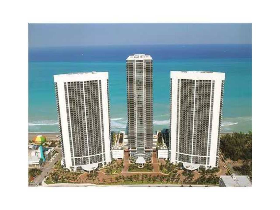 beach club towers