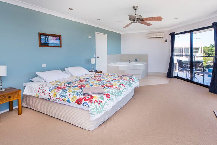 The Moreton Mansion – Tangalooma- Moreton Island gallery image 5