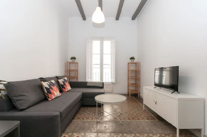 Apartment for groups in Gracia quarter