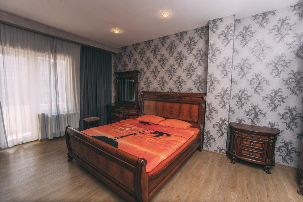 King Bedroom