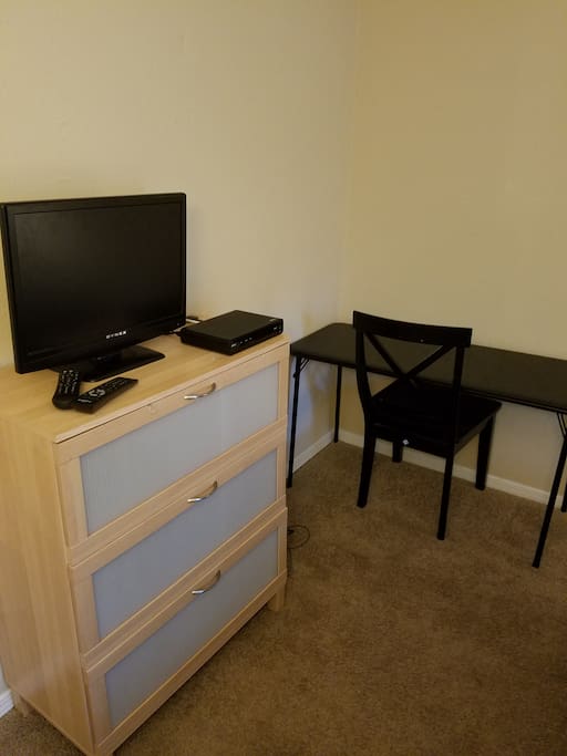 Dresser, desk and TV with Cable