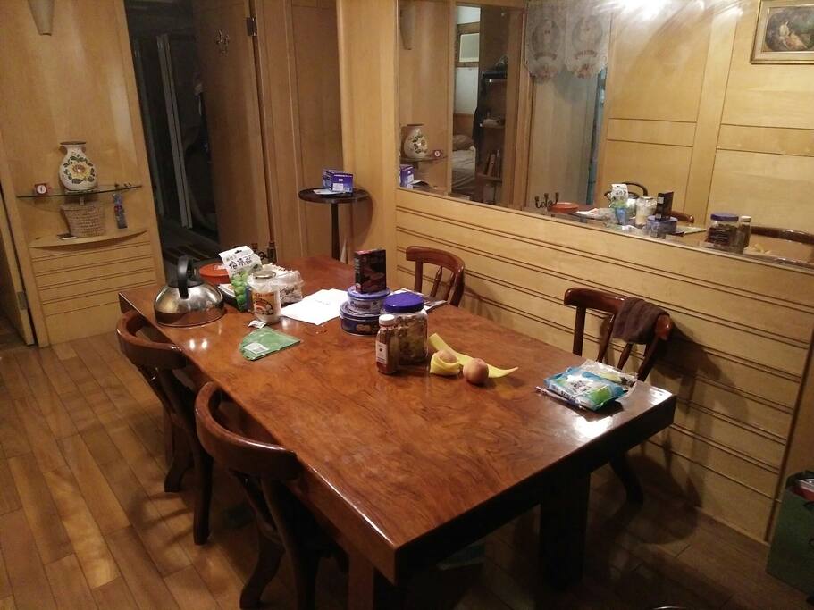 餐桌及工作區域
Dinning table and workstation