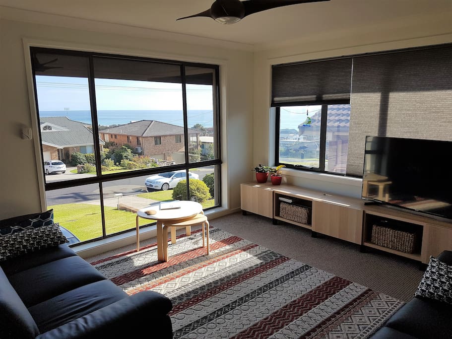 Lounge room