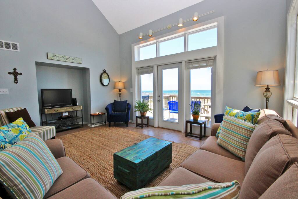 Great view of the beach from any seat!