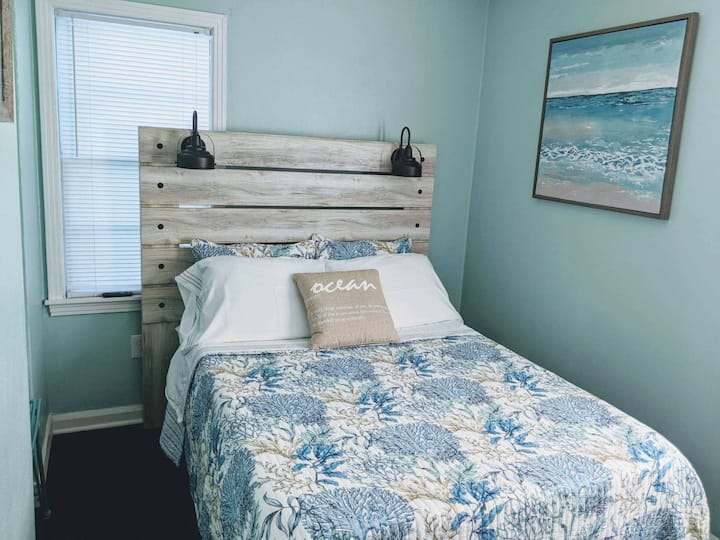 2 - ра спалня с двойно легло в пълен размер