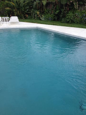 Pool Home, Close to Everything!