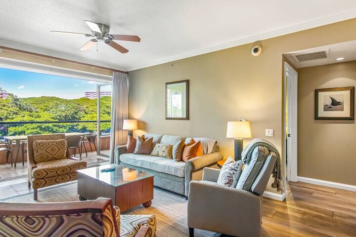 Honua Kai, K240 – House of the Quiet Shade