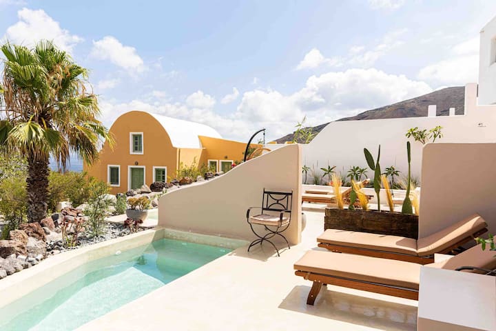 Pink Freud Villa |Exclusive | Pool |Sunset View