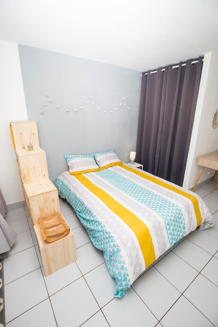 Lägenhet + privat parkeringsplats