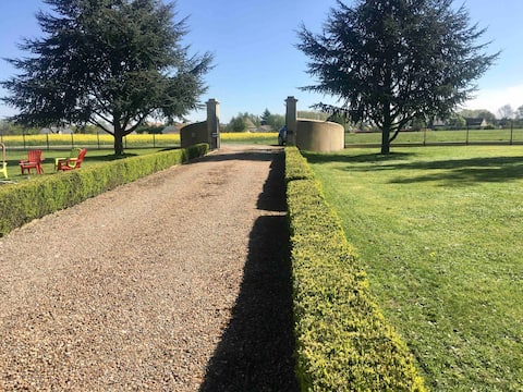 Annonce Airbnb populaire: l'Etape Fleurie, your cottage in the countryside à Indre Et Loire