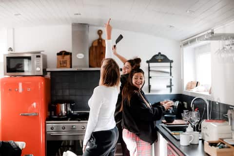 Houseboat in Namur • Rare gem • 8 people