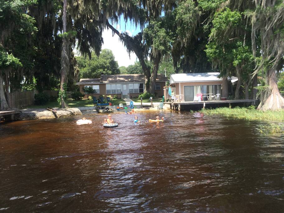 Lake Santa Fe sandy beach retreat Houses for Rent in Melrose, Florida