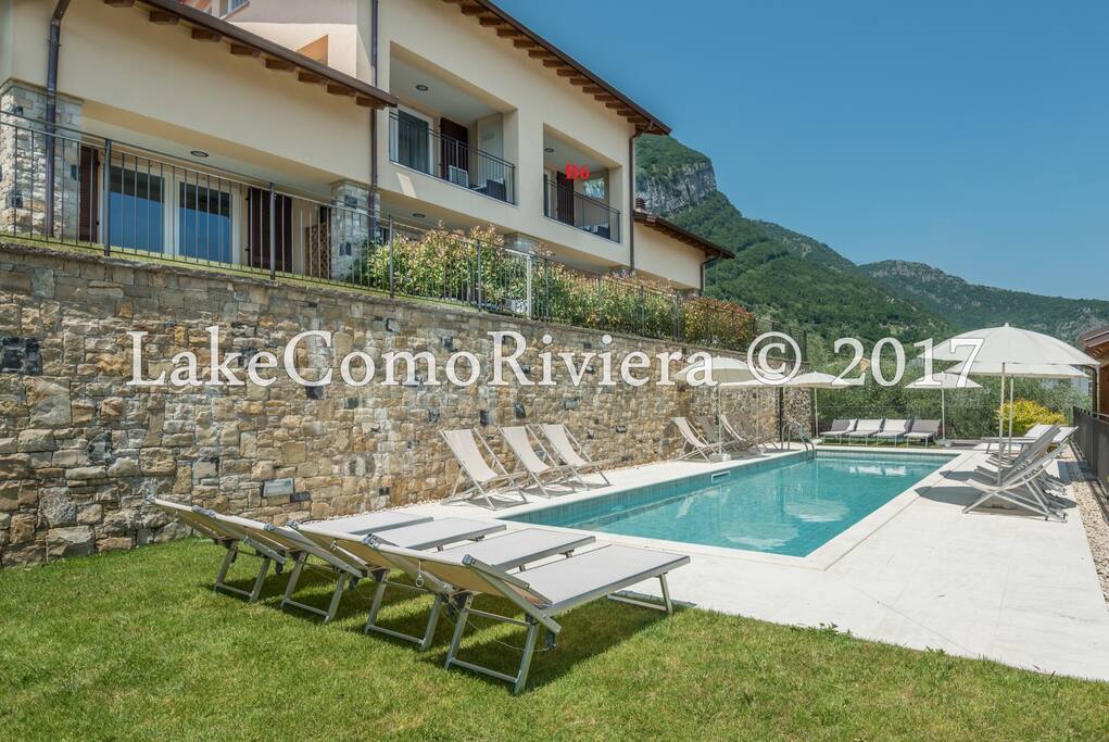 VIEW OF THE POOL AND BLOCK "B"