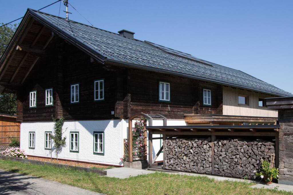 Hanslhaus tagsüber