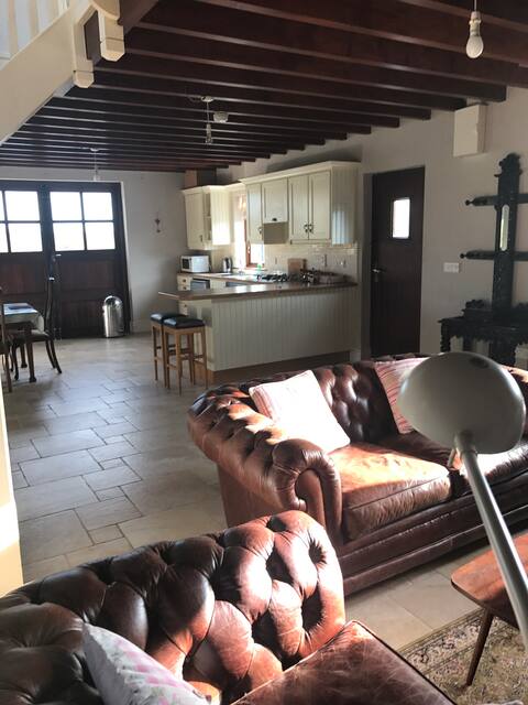Ahakista Lodge Cottage