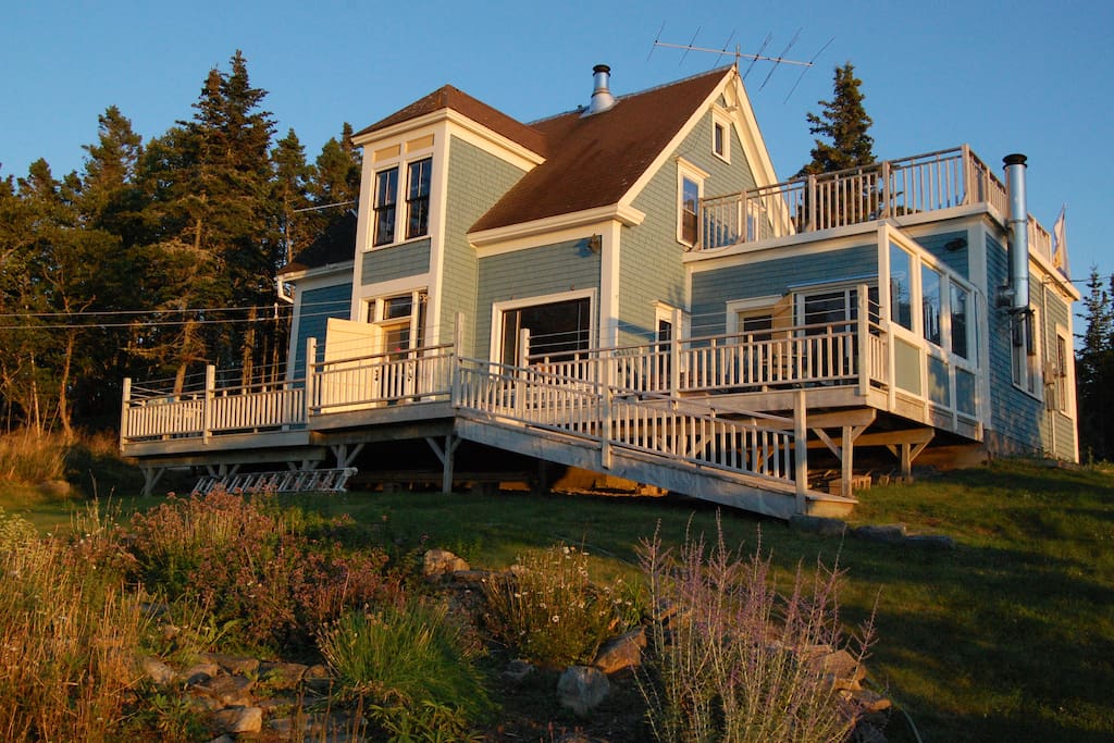 Spectacular Oceanfront Island Home Near Lunenburg Houses for Rent in