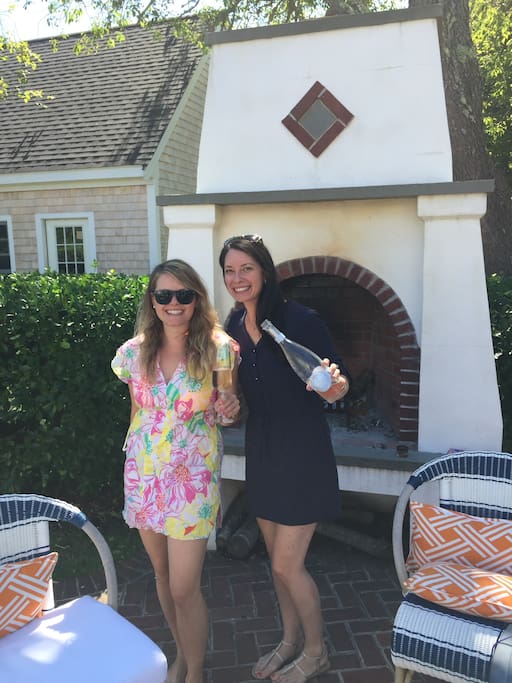 Cheers! Relax and enjoy the outdoor fireplace