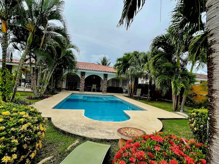 house in Coronado, near Pacific beaches Houses for Rent in