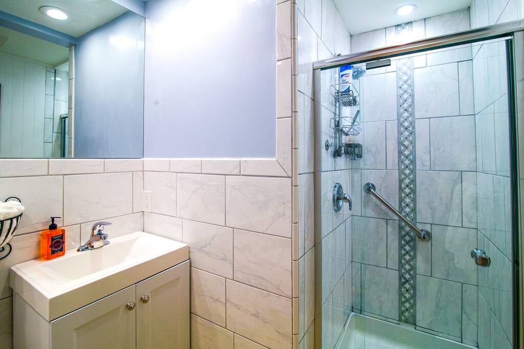 FULL BATHROOM + SHOWER #1