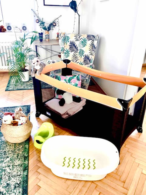 Top performing Airbnb: Apartment 90㎡, modernist tenement house in ♡ Gdynia in Gdynia