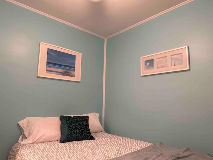 Another angle of the middle bedroom.