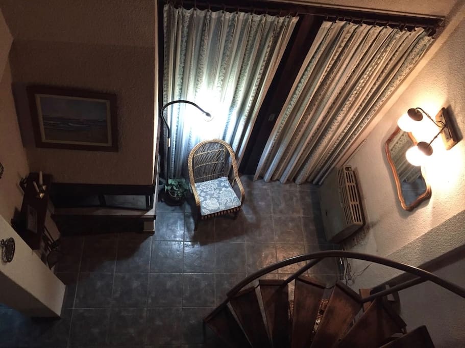 Hermoso espacio con hogar