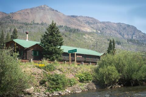 Room #9 in Historic, Stunning Range Rider's Lodge