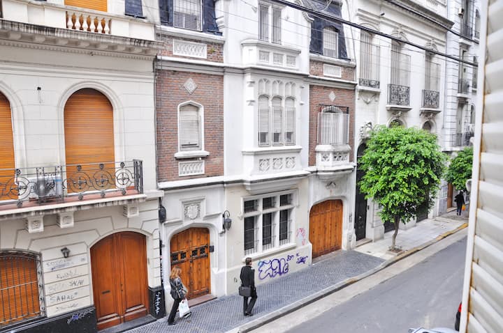 Nice 2bdr Apartment In Buenos Aires - Recoleta