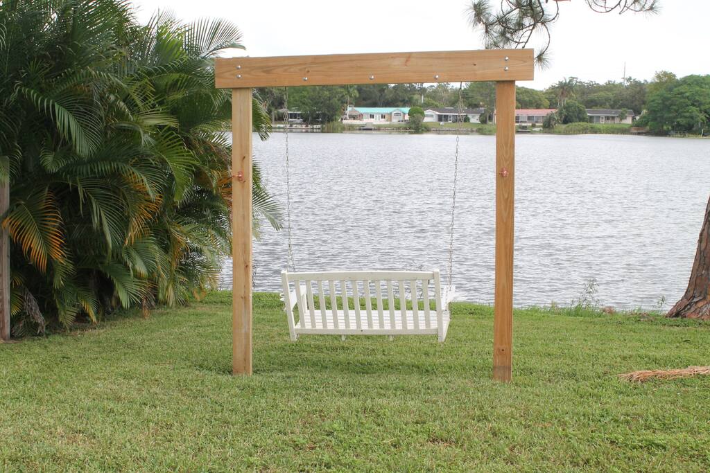 Swing to enjoy the beautiful weather