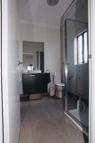 London Park Holiday House gallery image 4