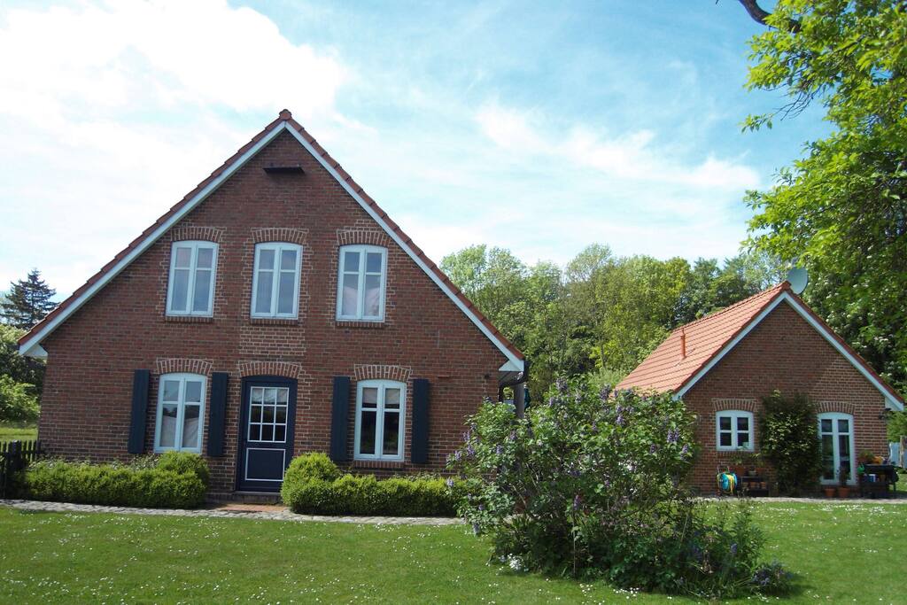 Kartzitzer Schäferhaus, Eingang & Saunahaus und Waschküche