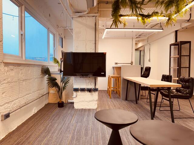 A 位於西門徒步區內 適合家庭團體旅遊6-12位 gallery image 4