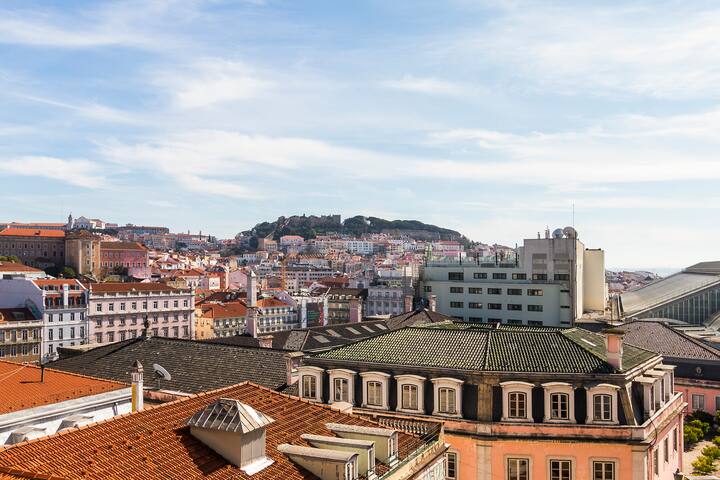 Distinct 2 bed in downtown with aircon gallery image 4