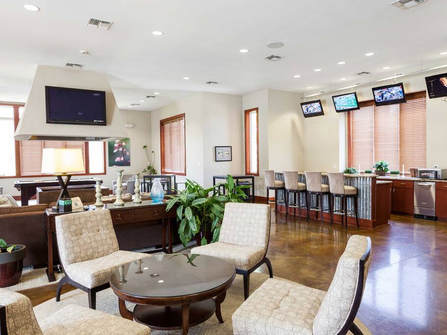 Club House 1