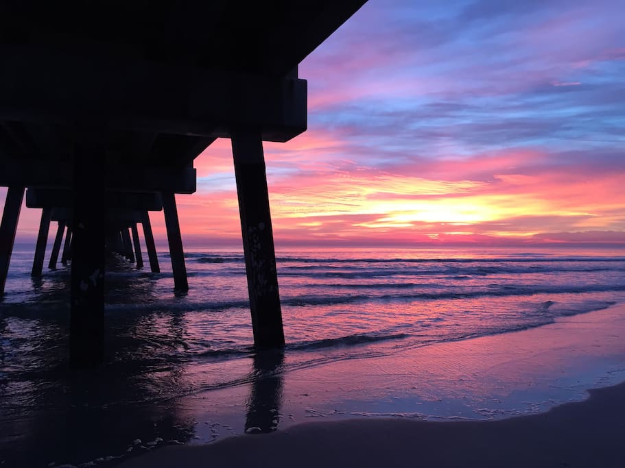 Early risers will love the East coast sunrises along Jax Beach! Get out there 20-30 min before the projected sunrise time to experience this kind of color.