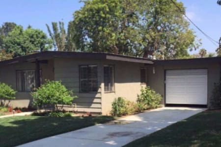 Carlsbad Village Bungalow