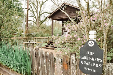 Caretakers Quarters at Myrtles Plantation