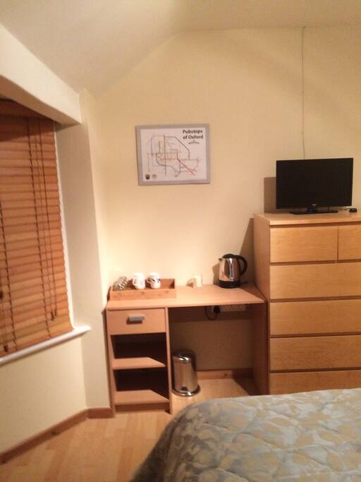 Lots of drawer space and double wardrobe