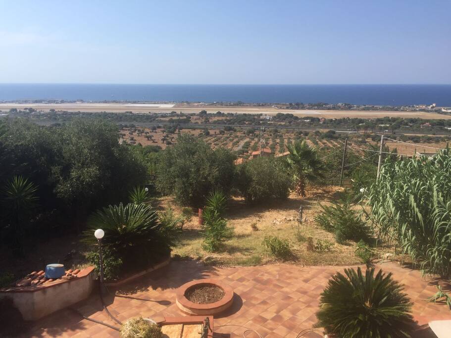 Panorama dal giardino di casa