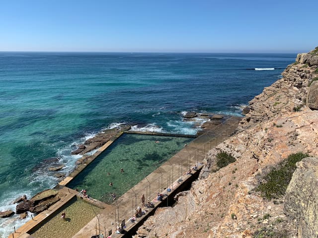 Airbnb Whale Beach Holiday Rentals Places To Stay