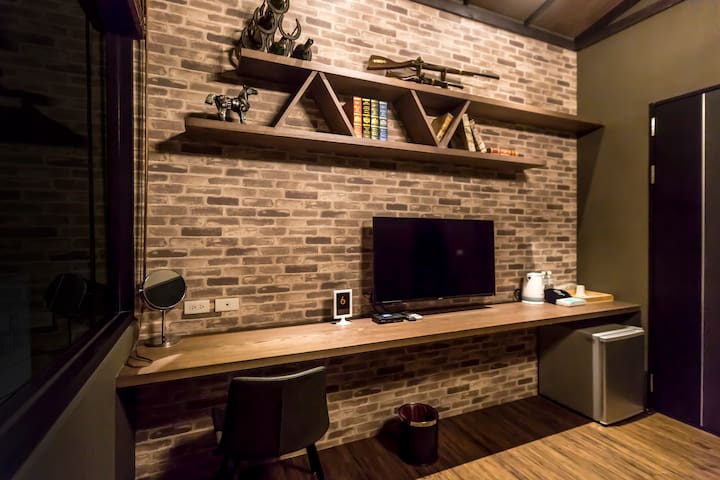 Western cowboy room type / indoor parking lot / near Zhengxing Street Shennong Street Guohua Street Hai'an Road / separate bathroom