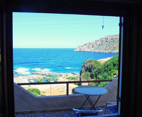 Popular Airbnb listing: KOU KOU House, Kampos, Kissamos, Elafonisi, Chania in Περιφερειακή Ενότητα Χανίων